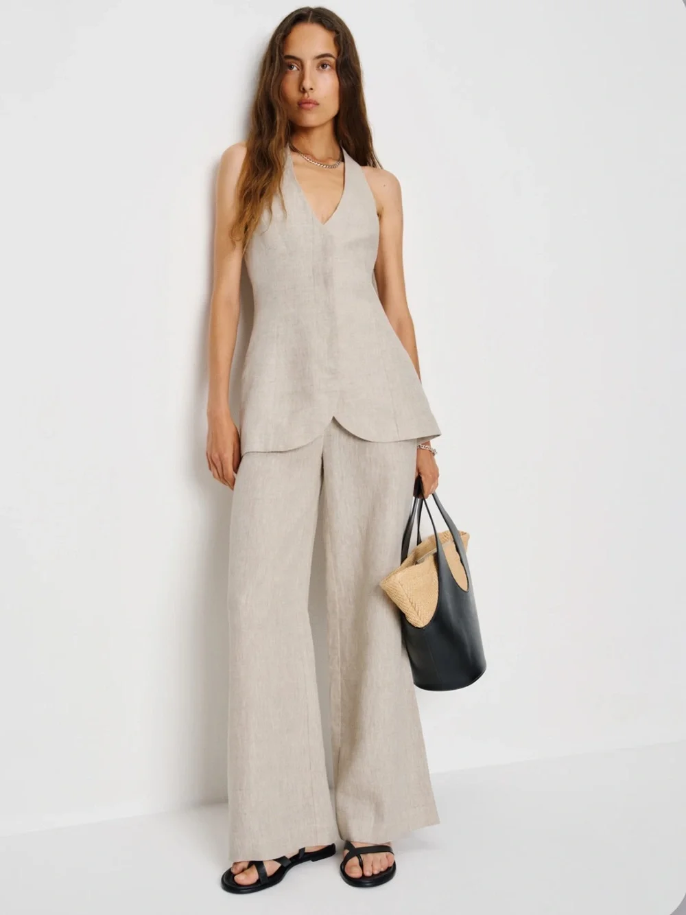Reformation Clove Linen Two Piece Set in Oatmeal